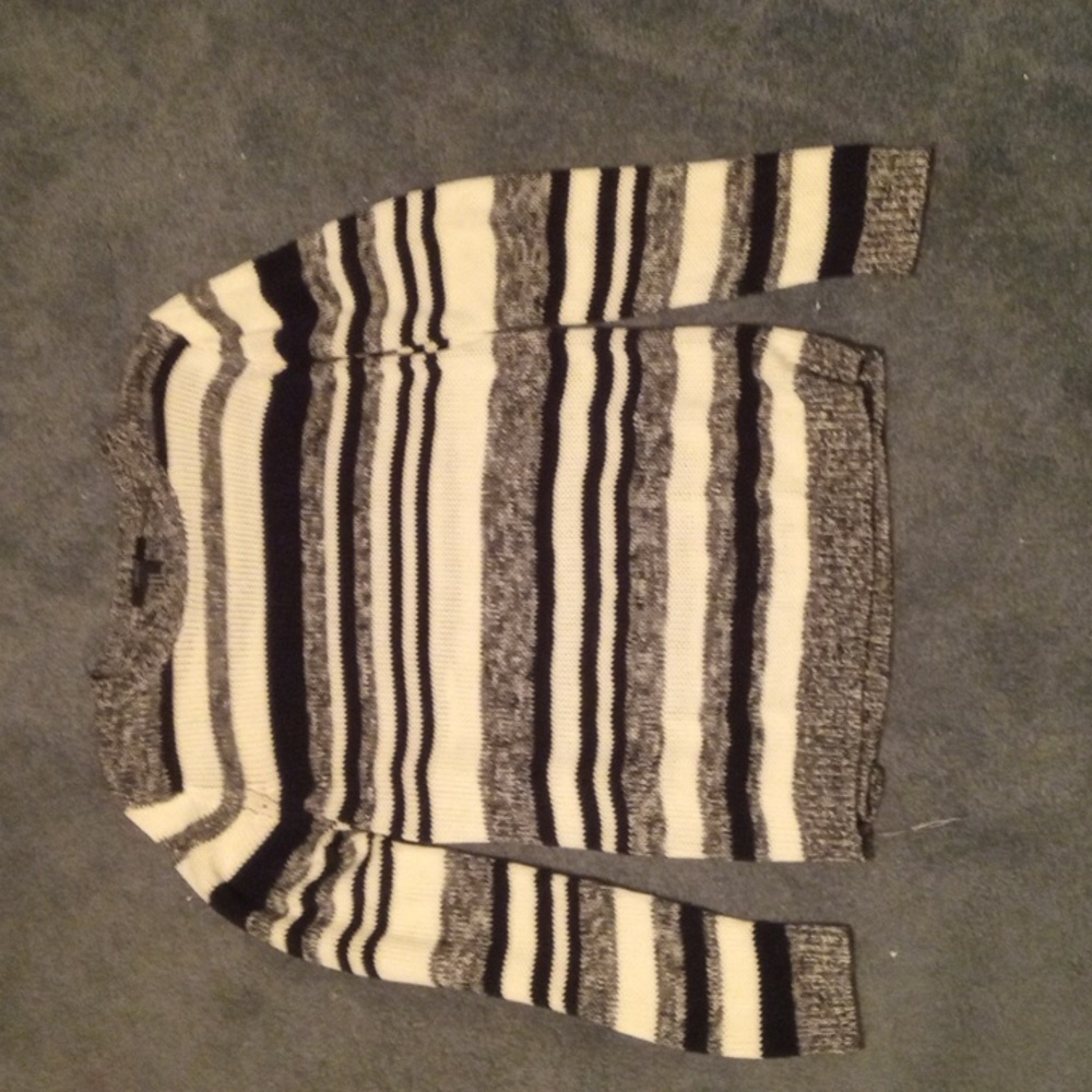 Women's sweater